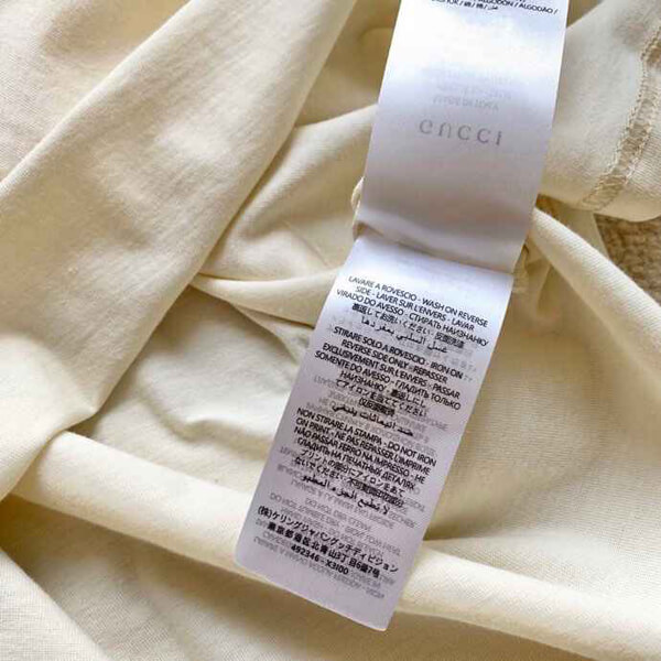 2022新作限定人気 GUCCI★グッチ いちご コピー Tシャツ  大人コーデ ストロベリーオーバーサイズ 539081 XJA2J 7136