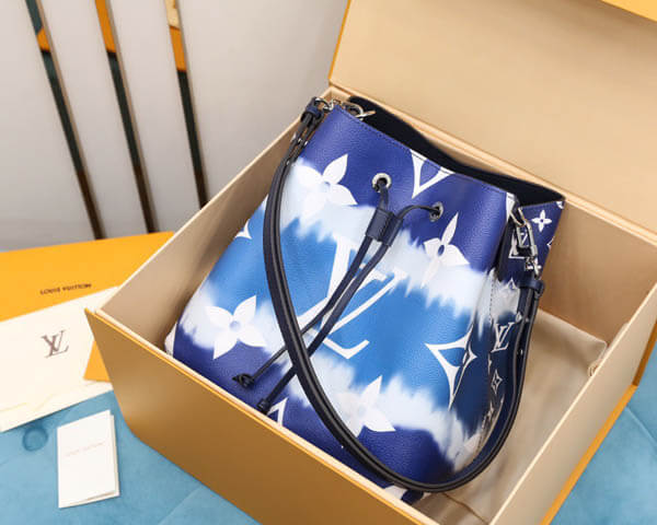 2022年春夏新作超限定で争奪戦♪LV LOUIS VUITTON ルイヴィトン ネオノエ コピー ESCALEネオノエ エスカル M45124