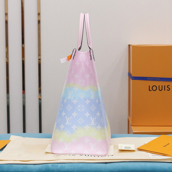 2022SS♡超限定で争奪戦♪Louis Vuitton ルイヴィトン オンザゴー 偽物 ESCALE M45119 LV エスカル
