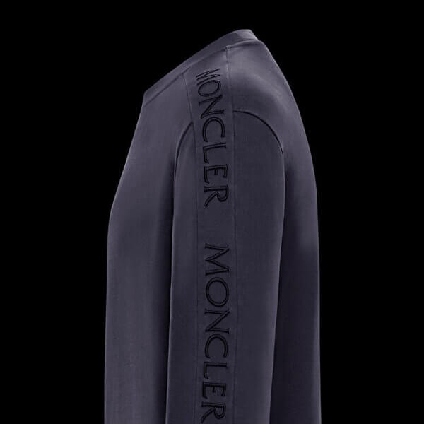 モンクレール 偽物 クルーネックフリース  MONCLER  2022SS新作 袖ロゴ プルオーバー オレンジ F1091 8G73310 8098U 326