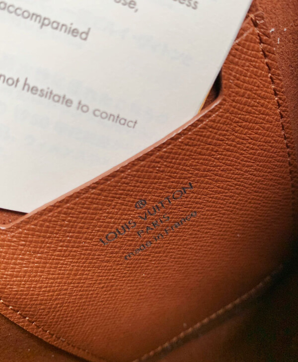 2022年人気新作《Louis Vuitton ルイヴィトンコピー》モノグラムフォーンボックスネックウォレット M44914