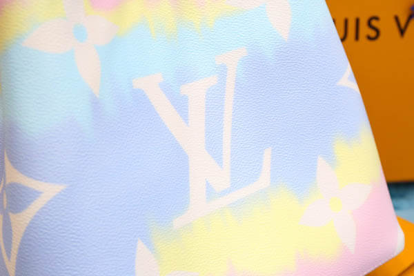 ルイヴィトン ネオノエ 偽物 LV エスカル ESCALE M45126 2022年春夏新作♡超限定で争奪戦♪LOUIS VUITTON